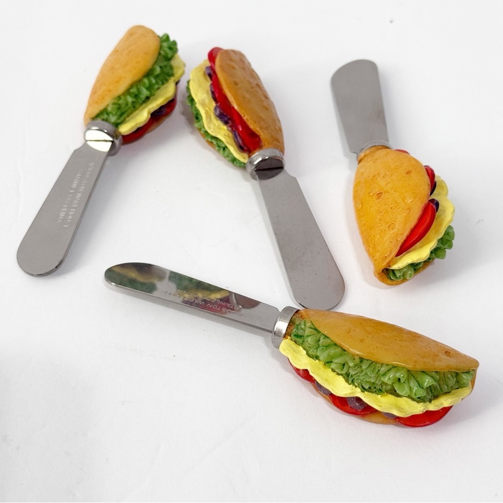 Boston Warehouse Taco Cheese Spreaders - Yellow and Green